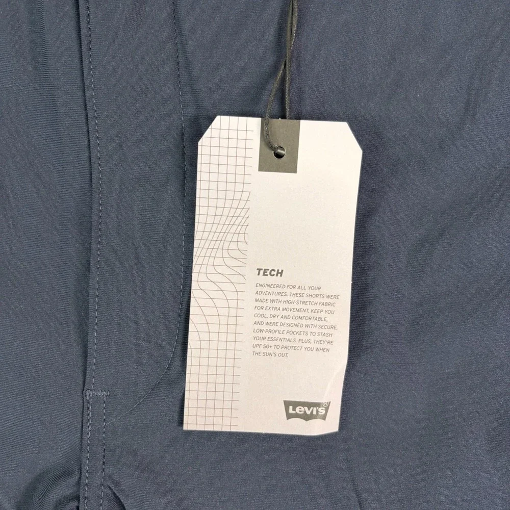 NEW LEVIS 'XX Chino Tech Shorts' Mens 44 Navy Blue Stretch Lightweight 8
